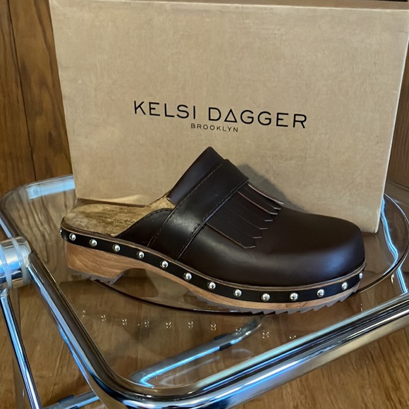 NWT KELSI DAGGER BROOKLYN Clogs! - Picture 8 of 9